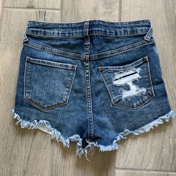 Pookie loves Sebastian jean shorts - Picture 3 of 4